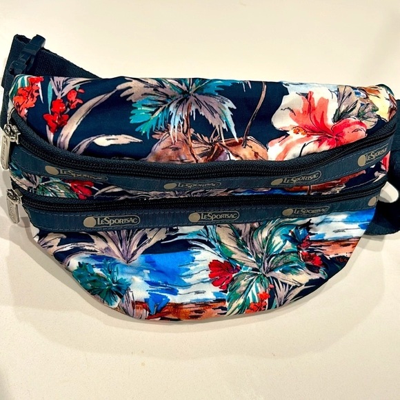 LESPORTSAC EVERYDAY BELT BAG Tropical Vibes Hawaiian Fanny Essential RARE - Picture 5 of 9